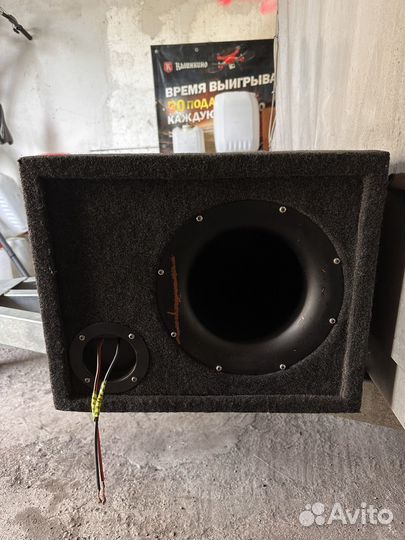 Сабвуфер Deaf bonce