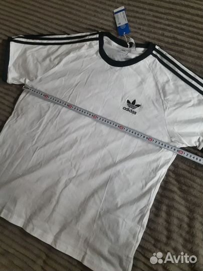 Футболка adidas Originals 3-Stripes Tee