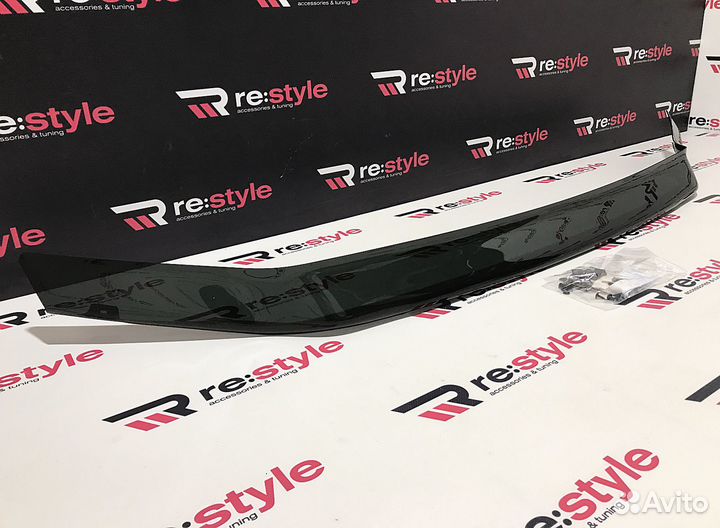 Дефлектор капота Land Cruiser 200 с16г Оригинал