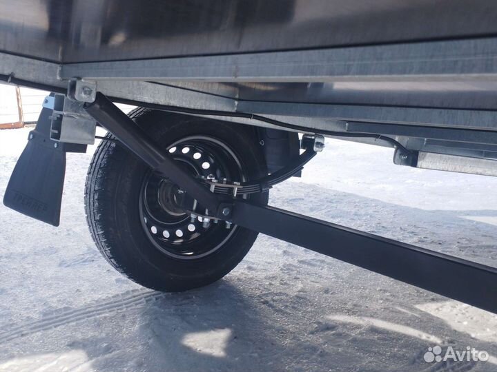 Прицеп 2,5х1,3 для легкового авто оцинкованный