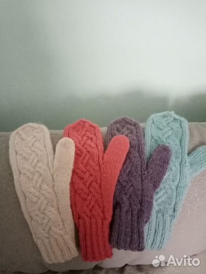 Варежки вязаные ручной работы