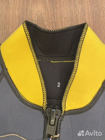 Гидрокостюм женский Cressi 2,8 мм новый размер S