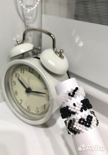 Кольца из бисера, ручной работы