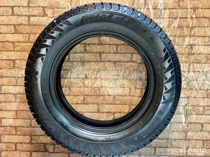 Pirelli Winter Carving Edge 195/65 R15