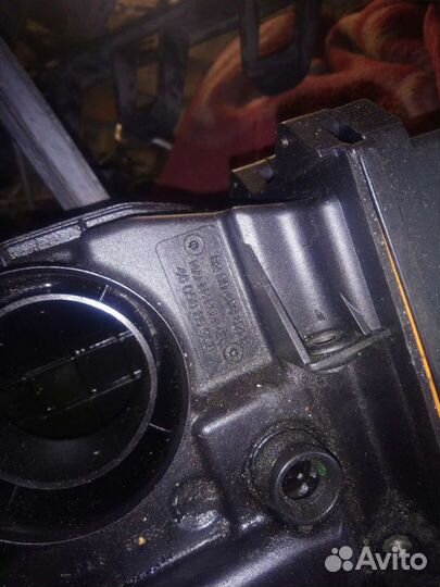 Корпус воздушного фильтра Renault Duster