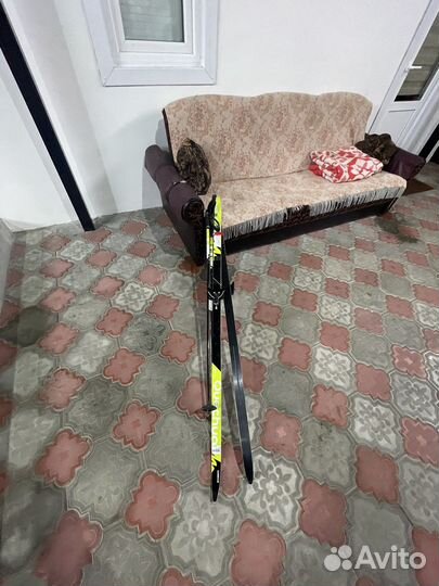 Беговые лыжи