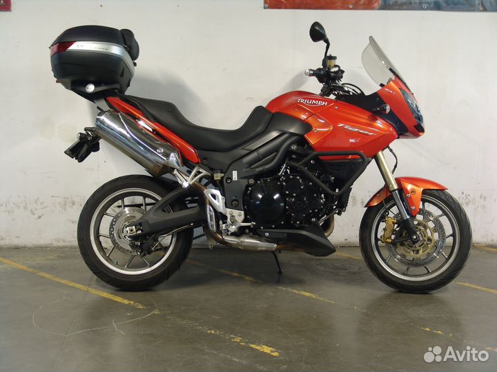 Мотоцикл Triumph Tiger 1050, 2009