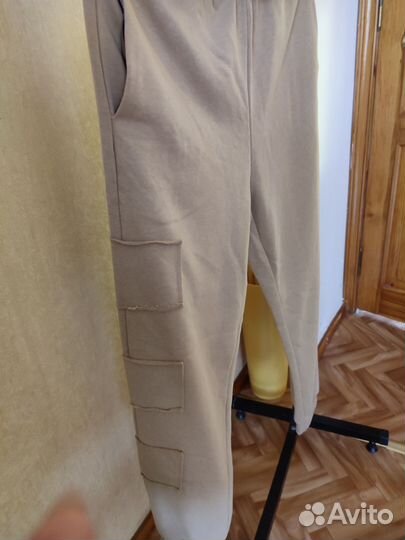 Спортивный костюм женский