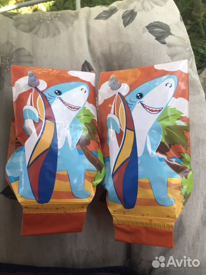 Круг для купания плюс два нарукавника