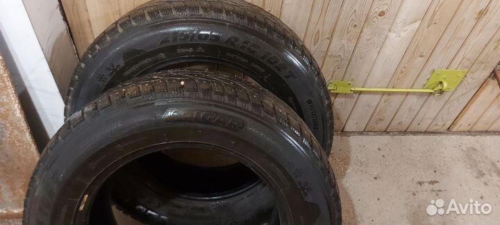 Tigar SUV Ice 215/65 R16