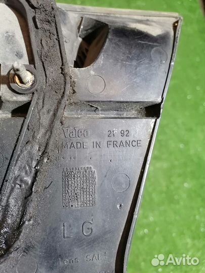 Фонарь задний внутренний левый Nissan Primera