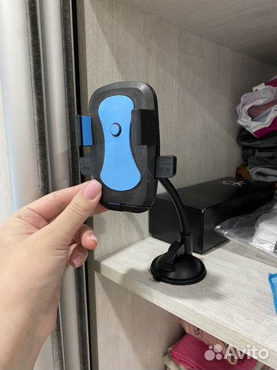 Аксессуары для телефонов в машину