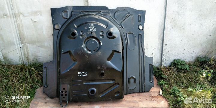 Volkswagen polo ниша запасного колеса