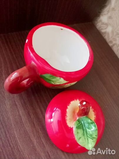 Чашка с крышкой