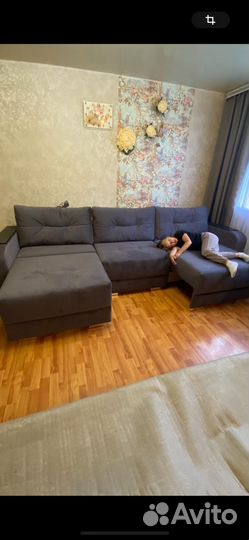 Шикарный диван