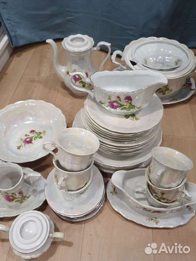 Столовый сервиз новый