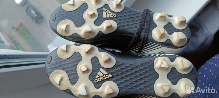 Футбольные бутсы adidas 34 размер