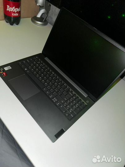 Новый ноутбук Lenovo V15 G4 AMN