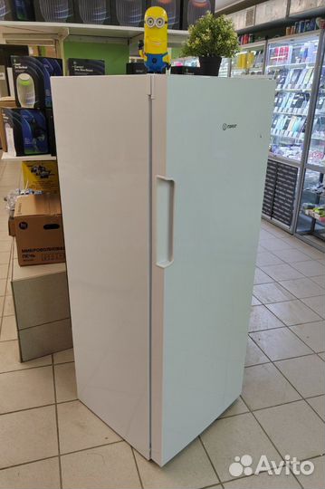 Морозильный шкаф Indesit DSZ 4150