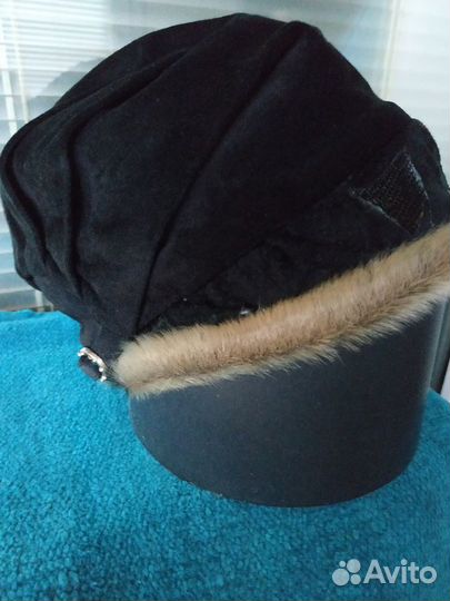 Головные уборы женские