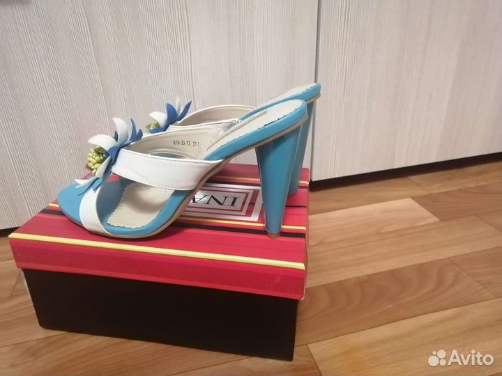 Босоножки женские 37 размер бу