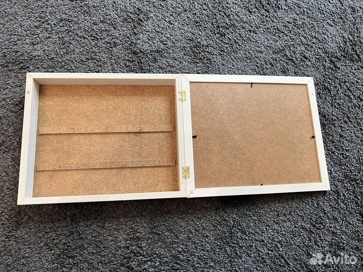 Ключница настенная из дерева