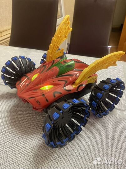 Машина на пульте управления