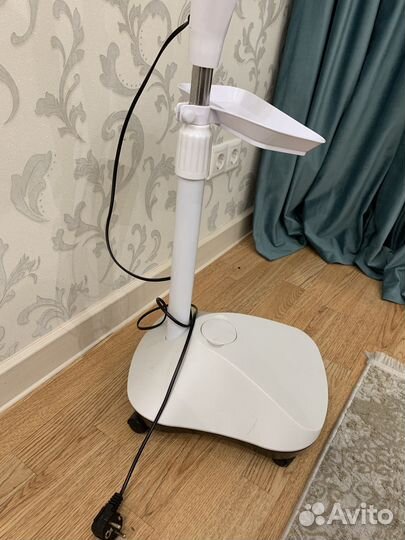 Лампа лупа для косметолога