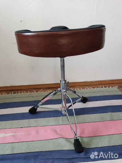 Стул для барабанщика винтовой asanasi коричневый