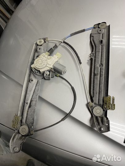 Продам стеклоподьемники на BMW 5 F10