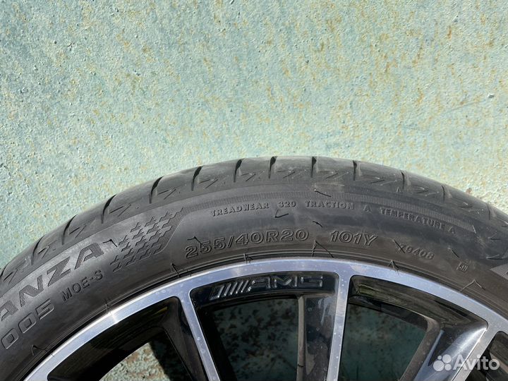 Оригинальный комплект колёс Mercedes R20 AMG