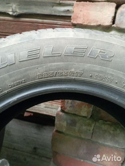 Bridgestone B249 225/65 R17 101H