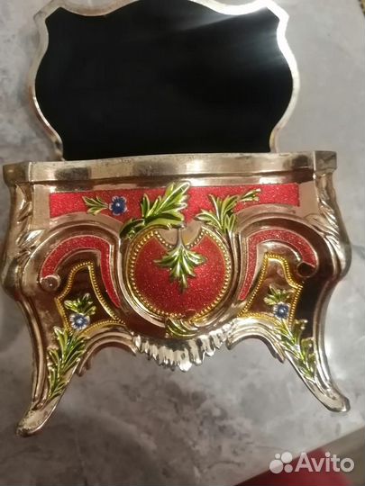 Продаётся шкатулка