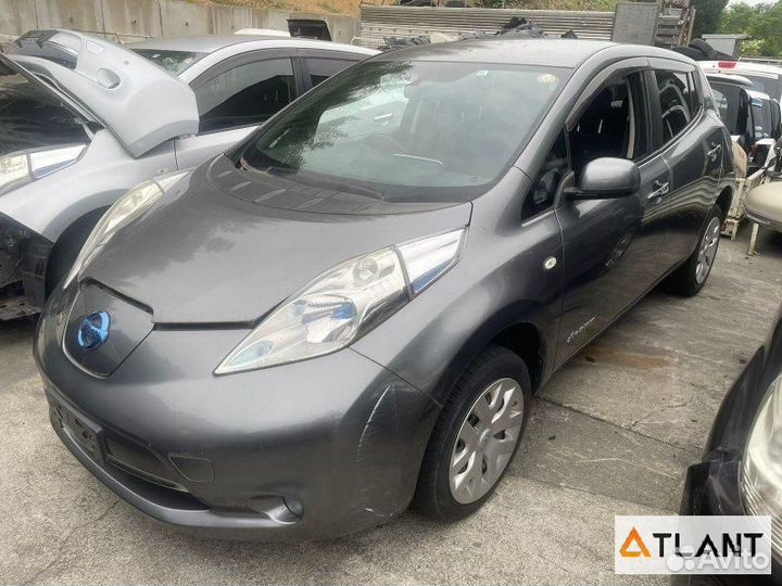 Спойлер nissan leaf