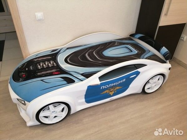 Кровать машина