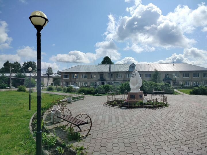 Комната 13 м² в > 9-к., 1/2 эт.