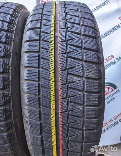 Bridgestone Blizzak Revo GZ 215/60 R17 96Q