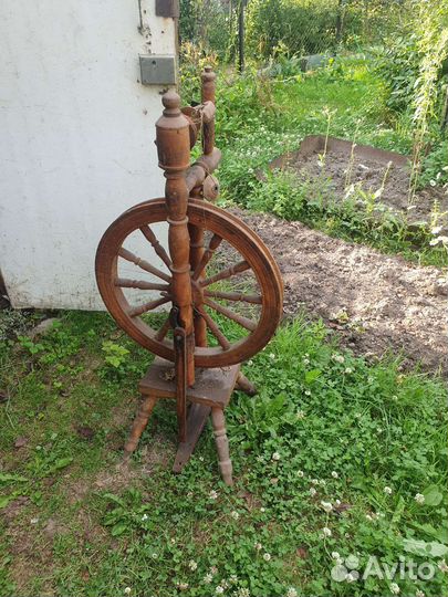 Прялка деревянная старинная