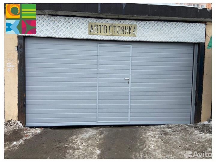 Секционные ворота для гаража alutech