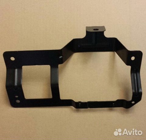 Кронштейн бампера Mitsubishi Pajero Sport