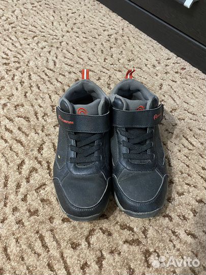 Кроссовки утепленные