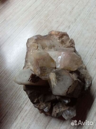 Кварц (горный хрусталь)