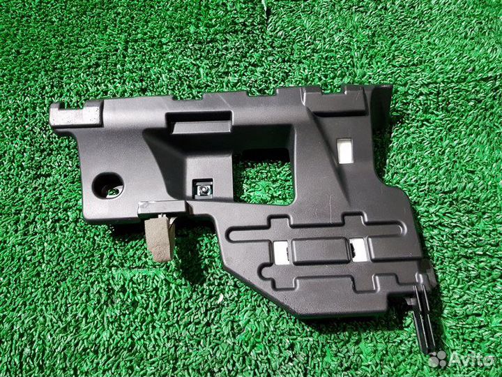 Пластик салона Lexus NX200T, NX300