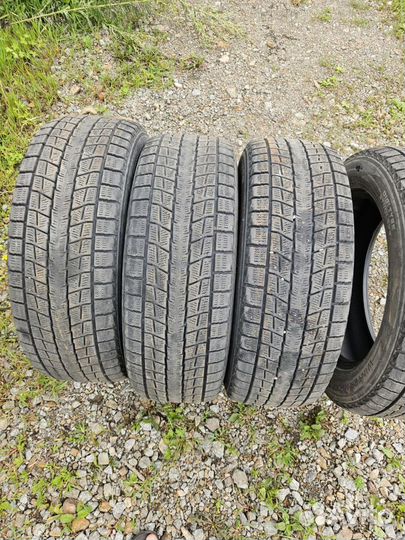 Dunlop Winter Maxx SJ8 225/60 R17 99