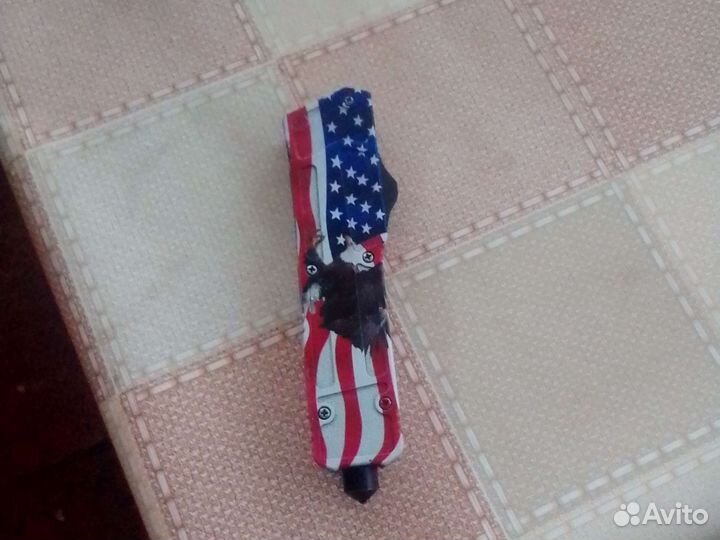 Продам нож выкидник