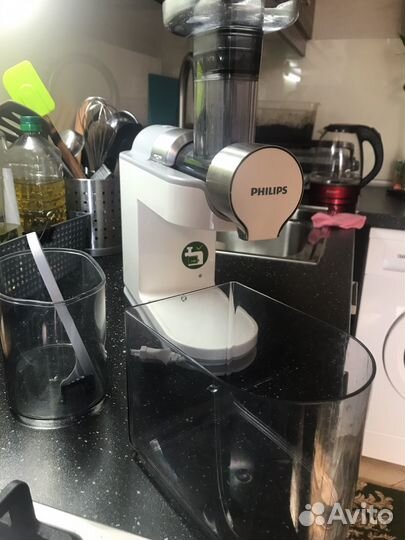 Соковыжималка шнековая Philips HR1945/80