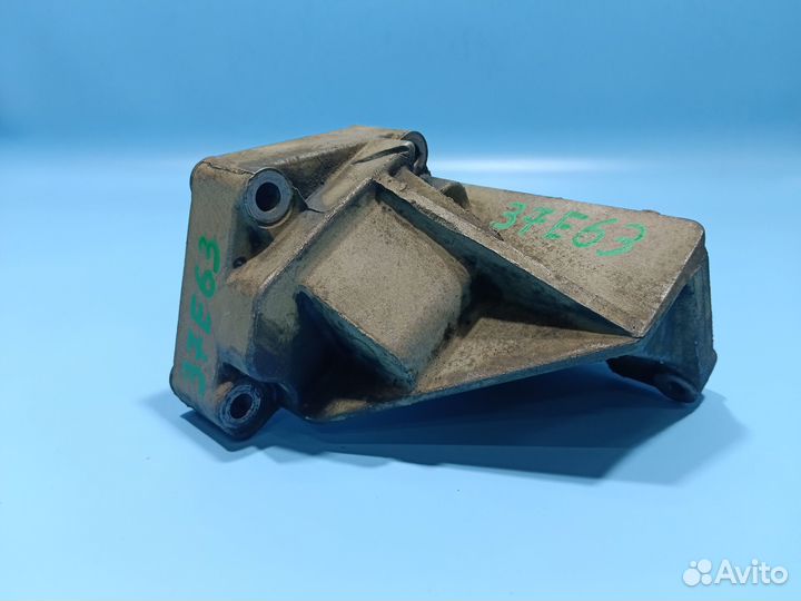 Кронштейн гидроусилителя Ford Fusion,Fiesta MK5