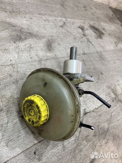 Цилиндр тормозной главный Audi A6