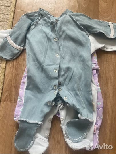 Вещи для новорожденого