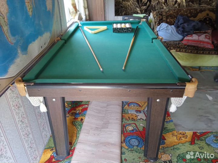 Бильярдный стол